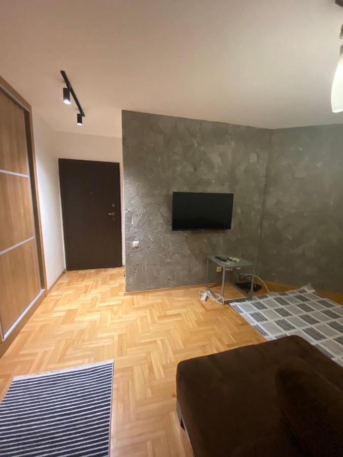 My Place Pristina Kültér fotó