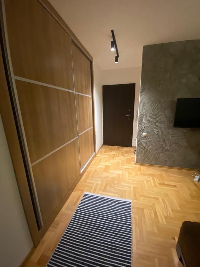 My Place Pristina Kültér fotó